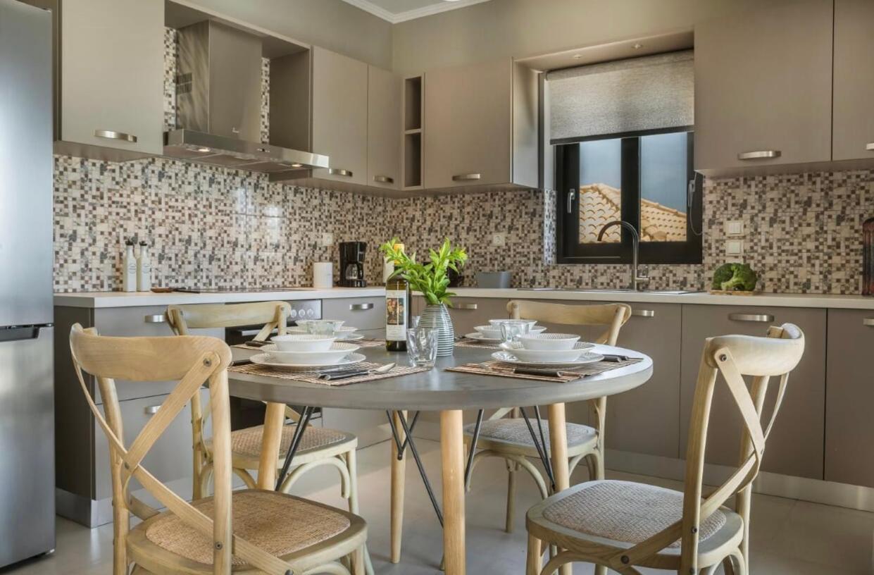 Villa Peaceful House With An Awesome View Khelmáta Exterior foto